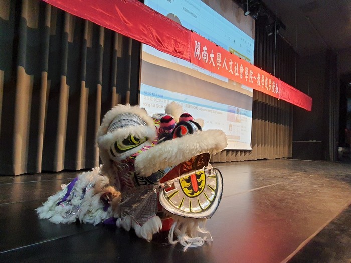 【教學成果展】110學年度第1學期人社院教學成果發表會圖片